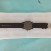 Orologio uomo quadrante nero lancette rosse