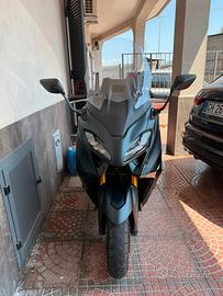 Yamaha T max 560 tech max