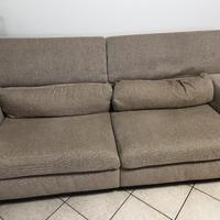 Divano dí poltrone e sofà