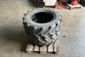 GOMME 300/70R20 MITAS