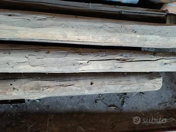 Travi in legno.
