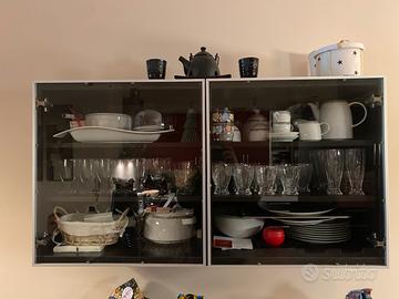 Vetrina Ikea marrone/nero