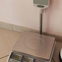 Bilancia con asta da sala