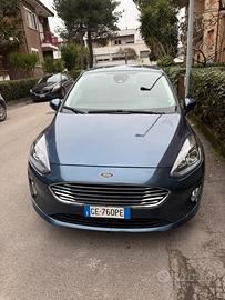 Ford fiesta 1.0 ecoboost hybrid 125 all Titanium