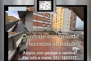 Ampio e centrale con grande terrazzo-garage