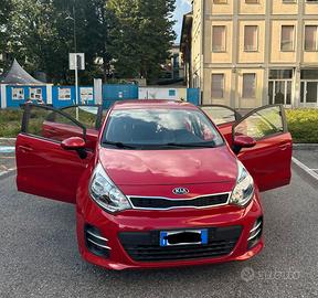 KIA Rio 3ª serie - 2016