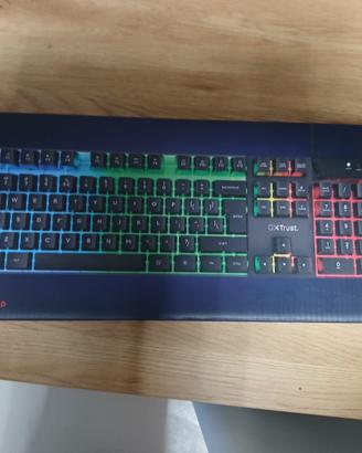 Trust Gaming GXT 835 Azor tastiera da Gaming