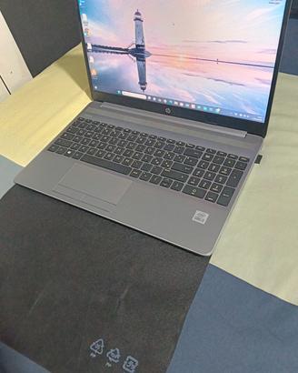 Laptop HP 250 G8 Notebook PC – Perfettamente funzi