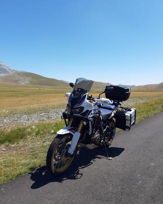 Africa twin 1000 manuale