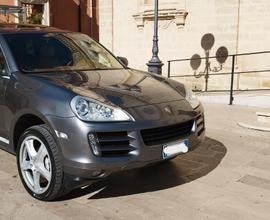 Cayenne GTS diesel 4x4 FULL quals prov UN MISSILE