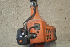 motosega e decespugliatore 
