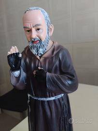 Statua San Pio