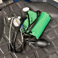 Apparecchio per la misurazione della pressione