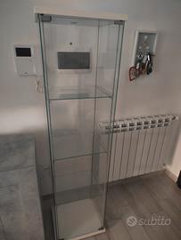 vetrina Ikea 