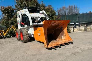 A188 - Frantumatore a mascelle per minipala