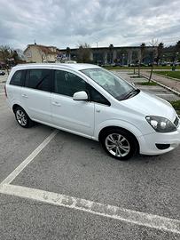 Opel zafira turbo metano 150 cv
