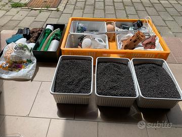Materiale per allestimento Acquario