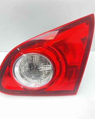 STOP POSTERIORE DESTRO INTEGRATO NEL PORTELLO NISS