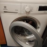 Lavatrice 8 kg Elctrolux 1200 giri come nuova