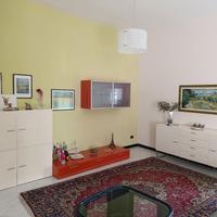 Parete attrezzata  con madia