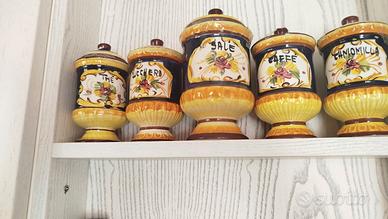 Scrittura
Set Barattoli Cucina Vintage in Ceramica