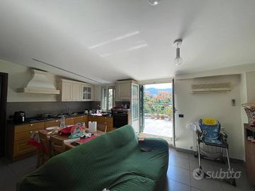 Calatafimi-Indipendenza: 160 mq ristrutturato con