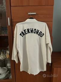 abbigliamento completo Taekwondo