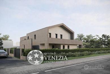 Appartamento di 134 m² con 4 locali e box auto a S