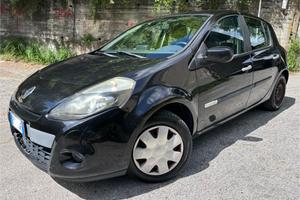 Renault Clio 1.2 16V 5 porte Dynamique