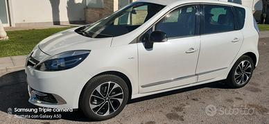 scenic xmode  1.5 dci 110 cv bose