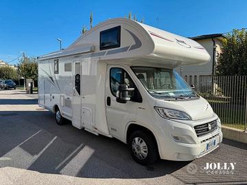 Camper Usato McLouis Glamys 823 - Mansardato 6 pos