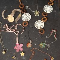 BIGIOTTERIA, COLLANE E BRACCIALI