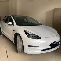 Tesla model 3 RWD