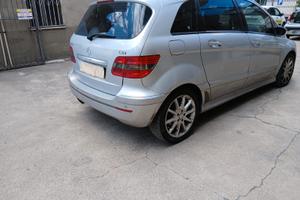 RICAMBI MERCEDES CLASSE B 200 TDI SPORT