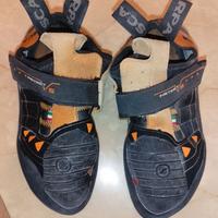 Scarpette da arrampicata SCARPA INSTICT VS