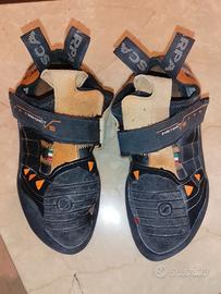 Scarpette da arrampicata SCARPA INSTICT VS