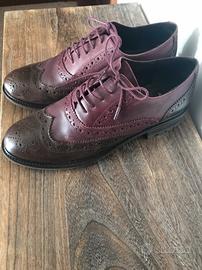Scarpe Bata bordeaux a nido di rondine