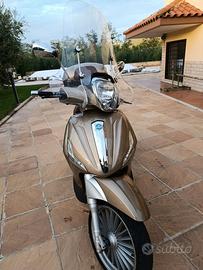Piaggio Beverly 300 i.e.
