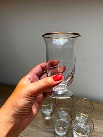 Set di 6 bicchieri in vetro con bordo dorato