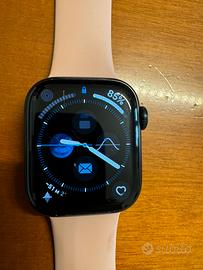 Apple Watch series 8