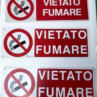3 Cartelli "Vietato fumare" in metallo