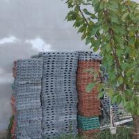 Mattonelle in plastica per giardino