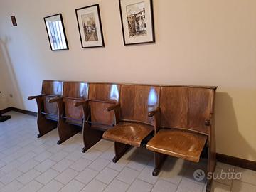 Panca sedie poltrone tipo cinema seduta a ribalta