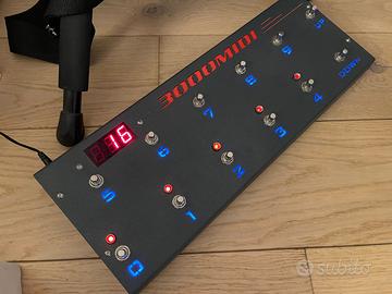 Pedaliera MIDI 