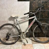 Bicicletta City Bike 28” Alluminio Leggera