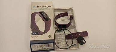 FITBIT  CHARGE 4