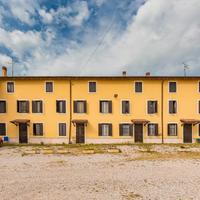 Porzione di bifamiliare posta su un lotto di 6500