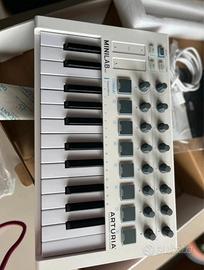 Tastiera controller MIDI Arturia Minilab mk2.