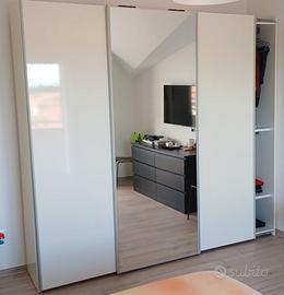 Armadio 3 ante scorrevoli con specchio centrale