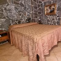 Copriletto Antico In Tessuto Damasco 